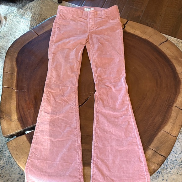 Free People Pull On Pink Corduroy Flare pants / Size 26 - Picture 1 of 8